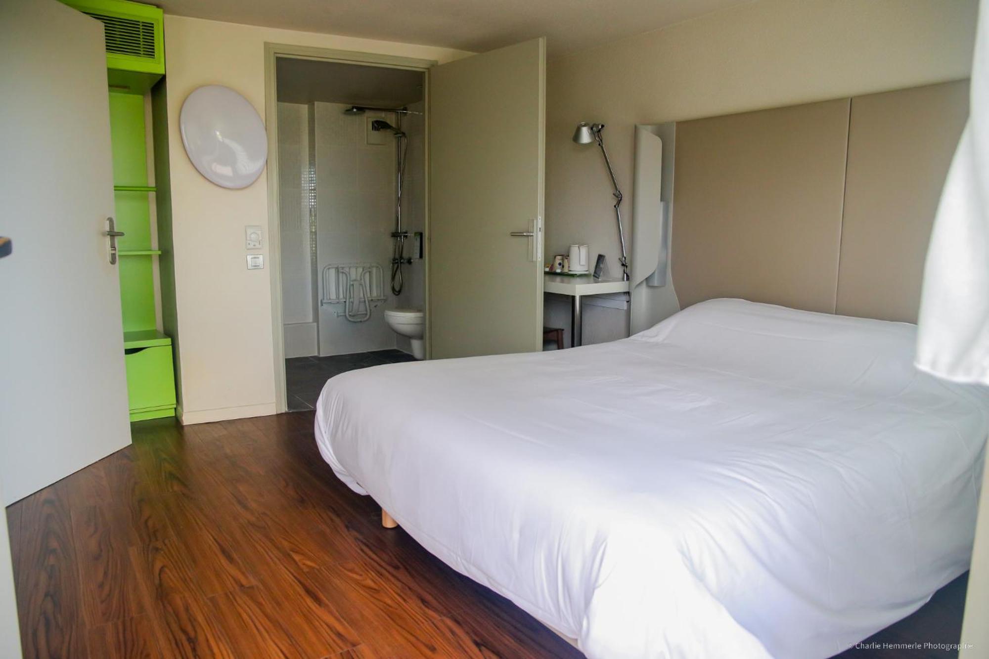 Campanile Montargis - Amilly Hotel Amilly  Exterior photo
